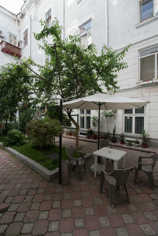 Queen Holiday Apartment Bucarest Exterior foto